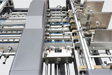 Máquina Gluer de cartón semiautomático (multiestación)
